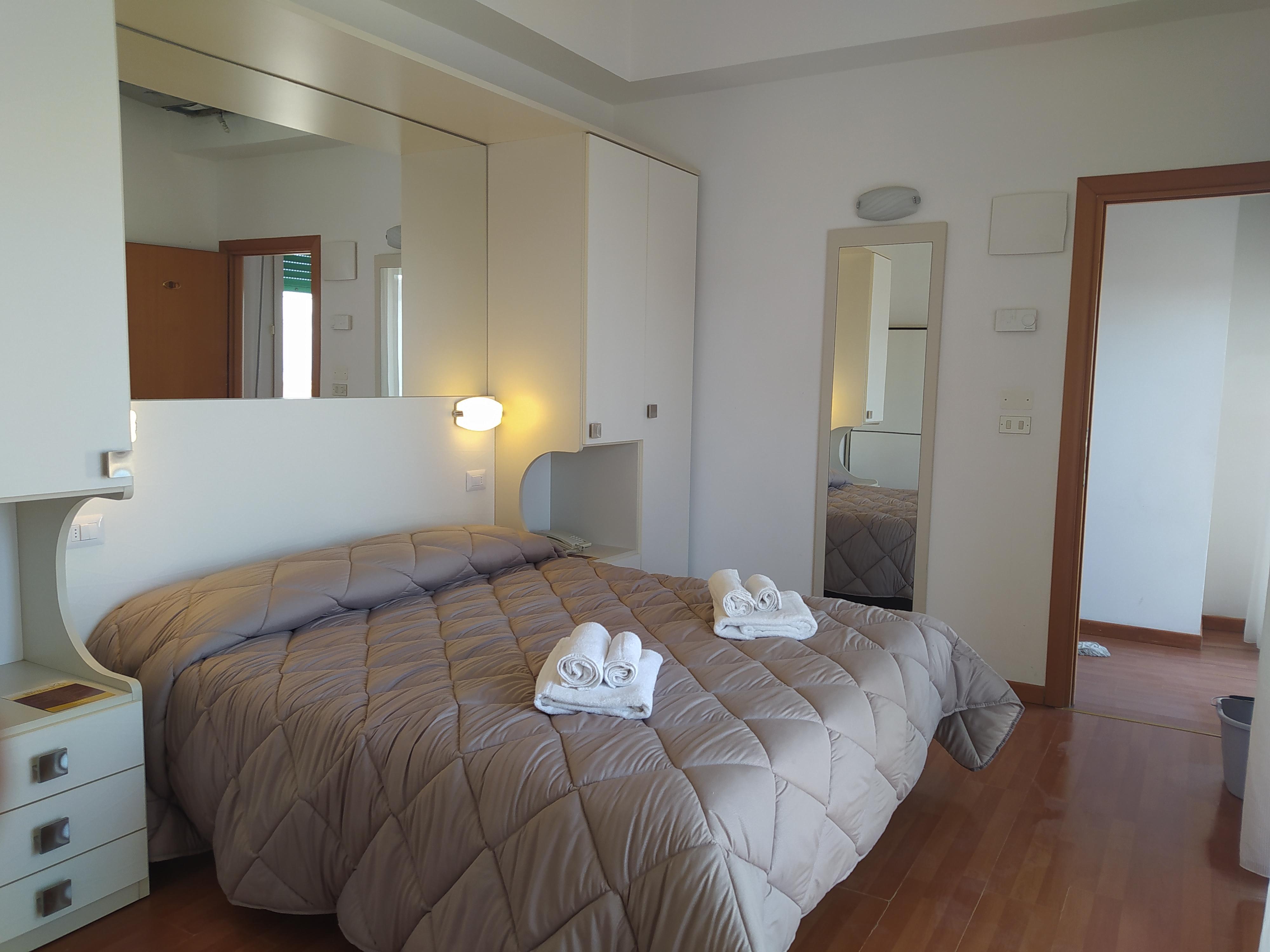 Hotel Butterfly Wellness & Spa Rimini Bagian luar foto