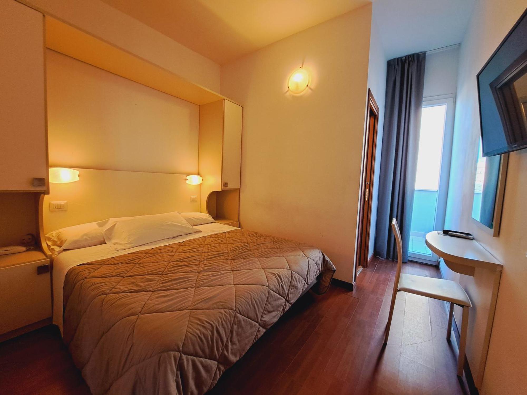 Hotel Butterfly Wellness & Spa Rimini Bagian luar foto