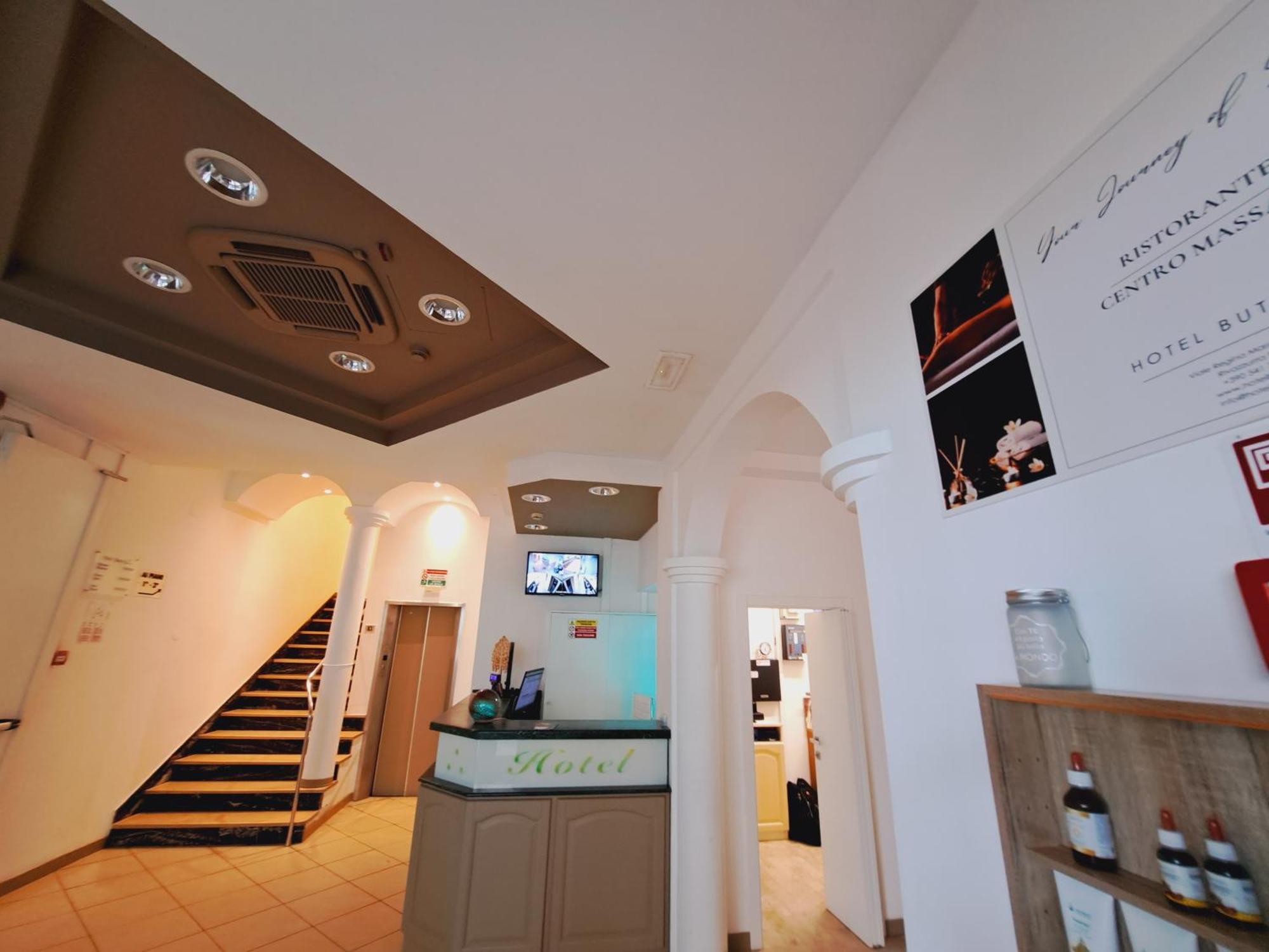 Hotel Butterfly Wellness & Spa Rimini Bagian luar foto