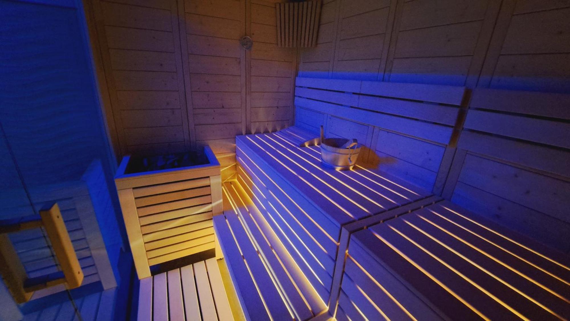 Hotel Butterfly Wellness & Spa Rimini Bagian luar foto